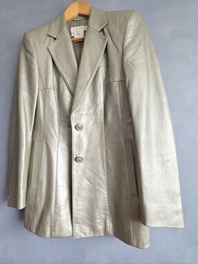 ESCADA BY MAGARETHA LEY VINTAGE SILVER METTALIC  LEATHER BLAZER SIZE 34